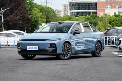 2025款 零跑B01 550km 激光雷达版外观