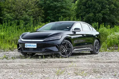 2025款 汉 EV 智驾版 605km 领航版外观
