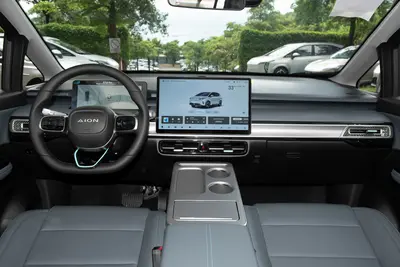 2025款 AION Y Plus 510km 510 智豪版内饰