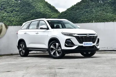 2025款 长安CS75 PRO 1.5T 双离合舒适型 5座外观