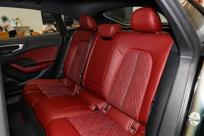 2025款 奥迪A5L Sportback 2.0T 尊享quattro型空间