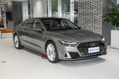 2025款 奥迪A7L 45 TFSI quattro 奢享型外观