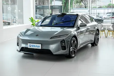 2025款 蔚来ET5 740km 冠军纪念版 100kWh外观