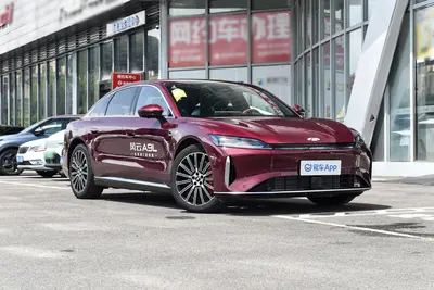 2025款 风云A9L 1.5T 四驱高能巅峰版外观