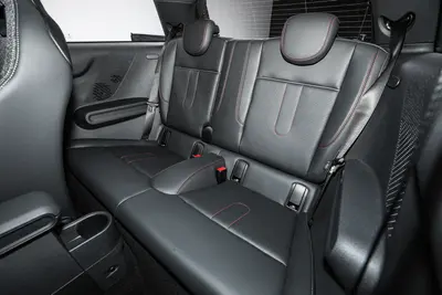 2025款 MINI JCW 2.0T JOHN COOPER WORKS空间