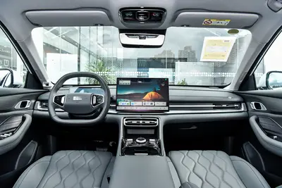 2025款 银河A7 1.5L 150km 远航版内饰