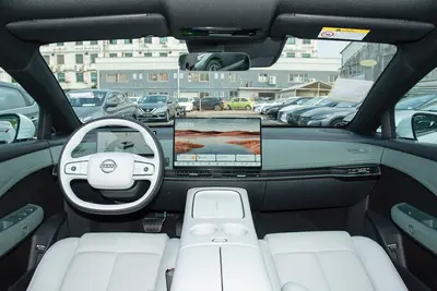 2025款 日产N7 540km 510 Air内饰