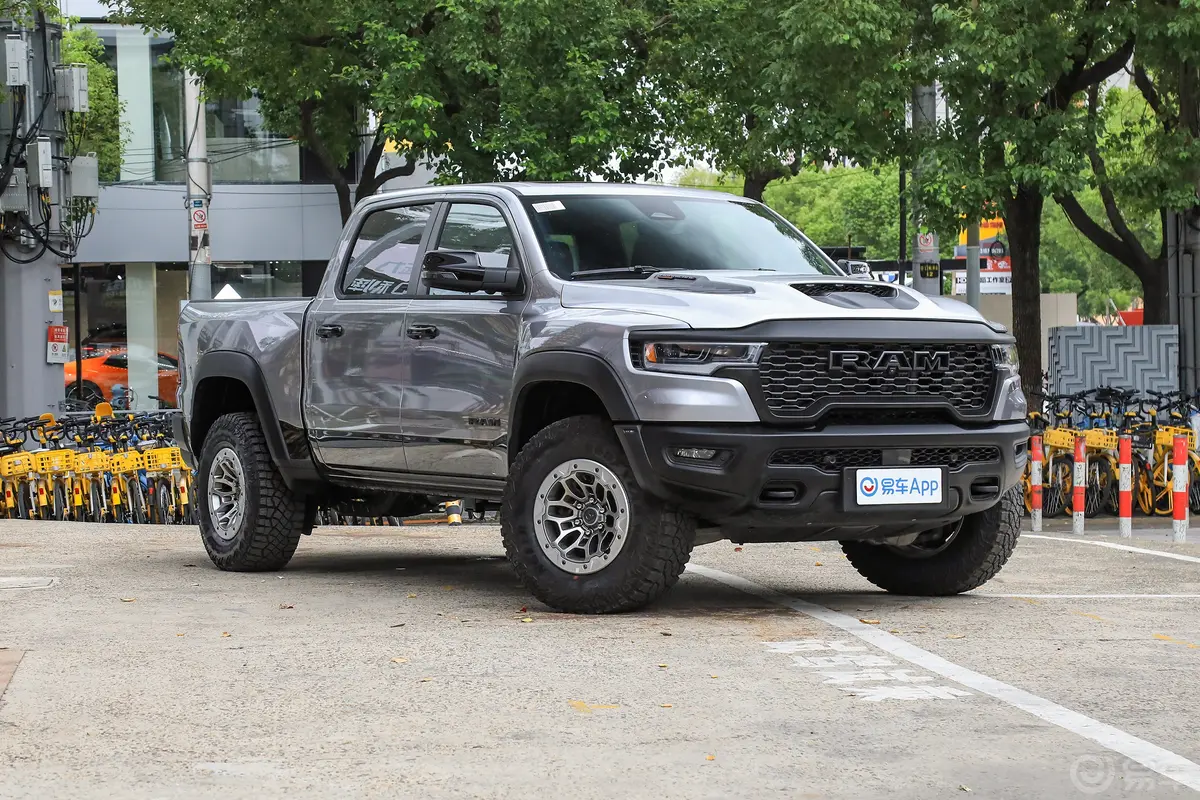 【RAM Trucks1500RHO侧前45度车头向右水平图片-汽车图片大全】-易车
