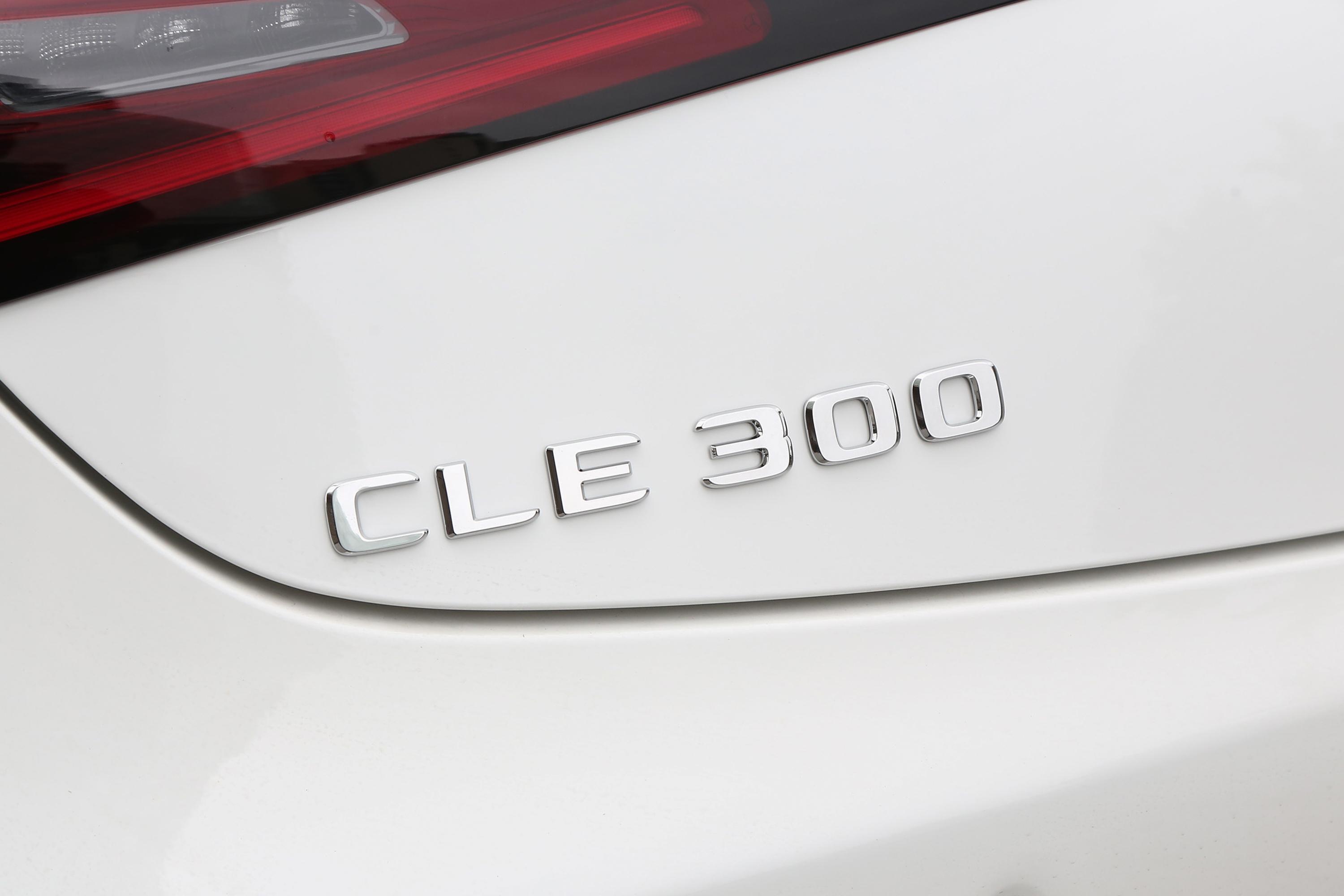 【奔驰CLECLE 300 4MATIC 敞篷轿跑车外观细节图片-汽车图片大全】-易车