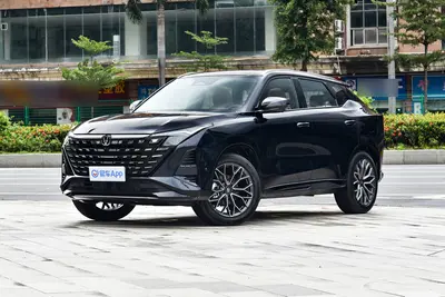 2026款 长安UNI-Z 1.5T 500Bar MAX外观