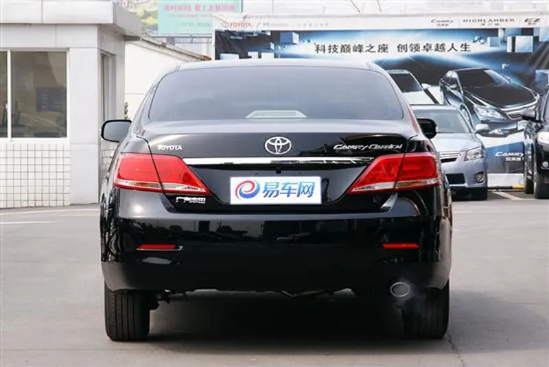 尊重经典设计 易车网实拍第七代凯美瑞