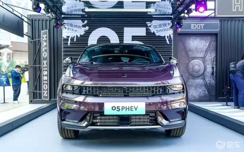 绿牌不限号，可油可电高性价比SUV，领克05 PHEV