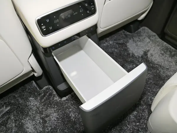 autohomecar__ChxoHmXgQTiAacyiAB4ugAFu4A0931