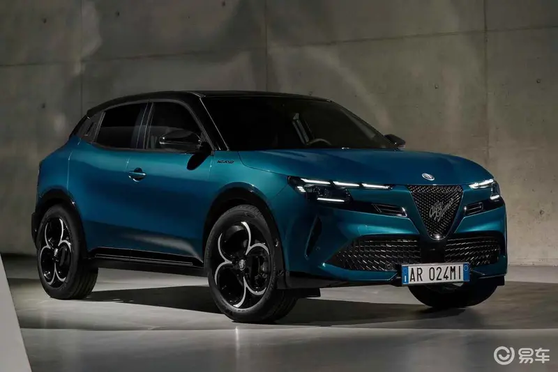 油、电共生概念下的产物 阿尔法罗密欧 发布 Milano 小型SUV！ (图1)