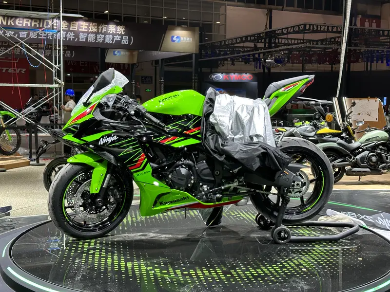 2024北京摩展探馆：川崎Ninja ZX-6R实车曝光_易车