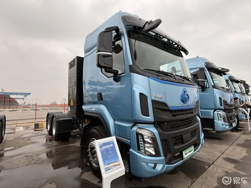 宁德400度电池＋法士特电机评测乘龙H5新能源牵引车(图1)