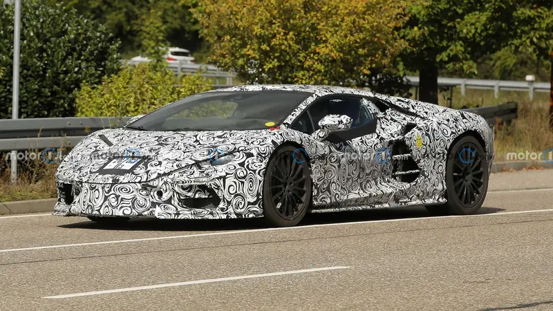 兰博基尼Aventador继任者最新谍照 或搭载V12混合动力系统