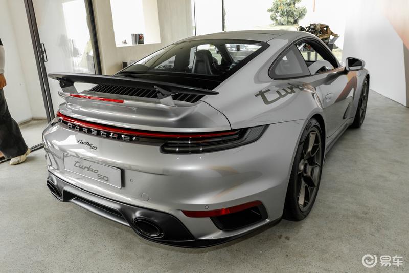 新款保时捷911 Carrera T/Targa 4 GTS亮相 售价163.3万元起