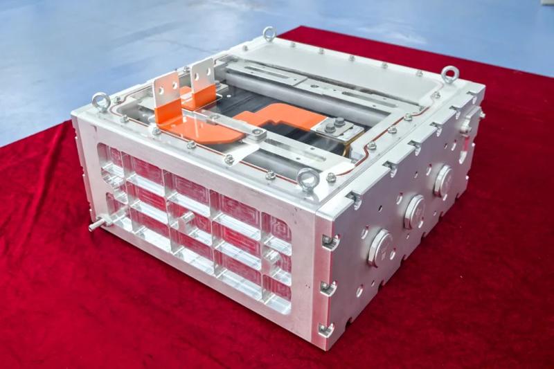 广汽首台140kW氢燃料电池电堆下线 电堆功率密度突破7kW/L
