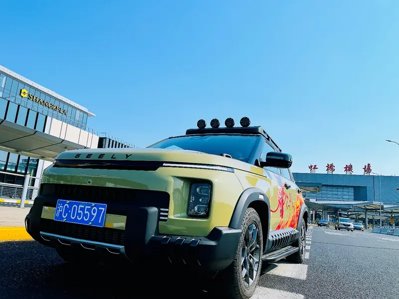 蓝色的卡车

AI 生成的内容可能不正确。