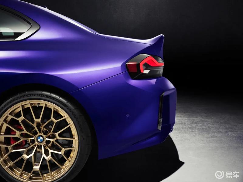 全新宝马M2 CS正式发布 计划三季度上市/年底交付