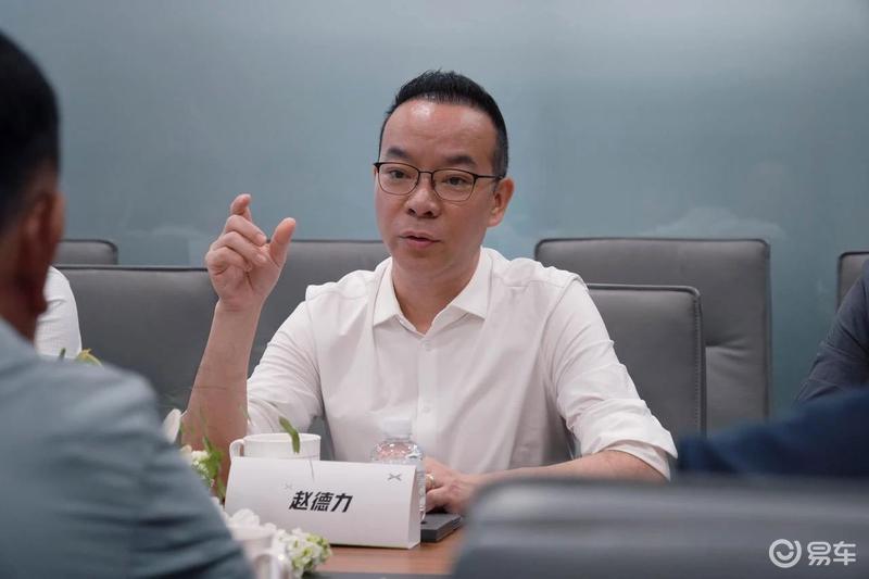 小鹏汇天与宏信集团签署合作协议 推动飞行汽车技术应用普及