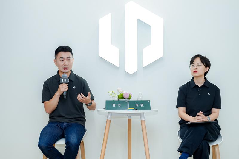 2025成都车展：零跑的未来与产品计划 展台群访实录