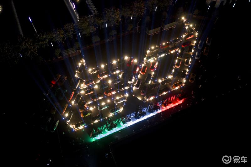 详细阅读:稀缺性与机械美学筑超豪壁垒 专访兰博基尼主席兼首席执行官 稀缺性与机械美学筑超豪壁垒 专访兰博基尼主席兼首席执行官