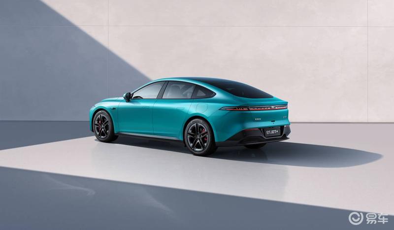 东风奕派eπ007+开启预售 预售价14.99万元起