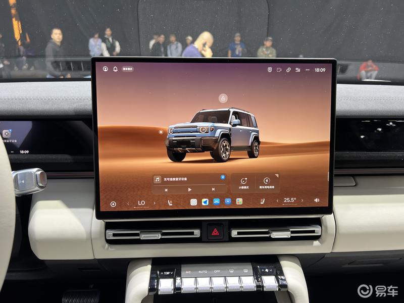 2025广州车展：iCAR V27亮相