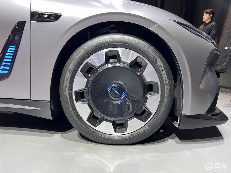 2025广州车展：星途ES HERO亮相