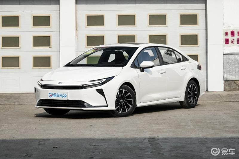 一汽丰田全新智混卡罗拉上市 厂家直销价9.9万元起