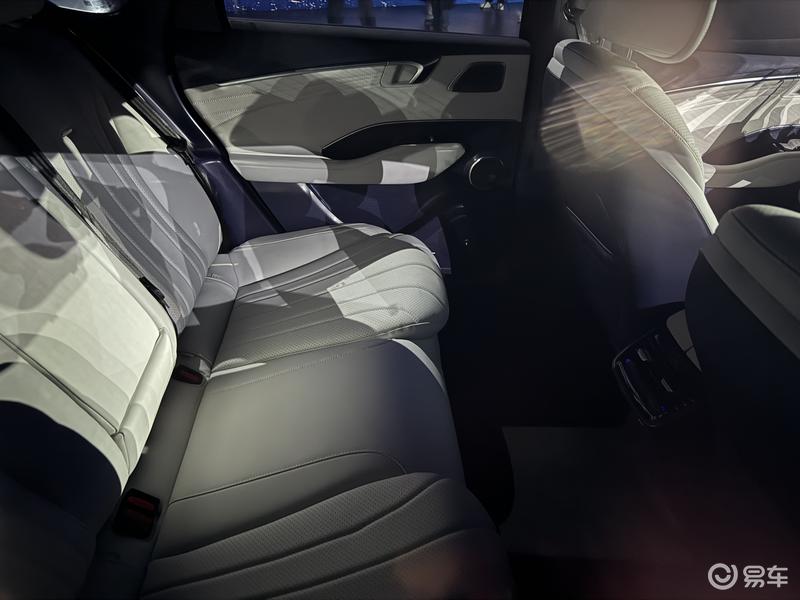 奇瑞风云A9正式亮相 999元可参与全民众筹计划