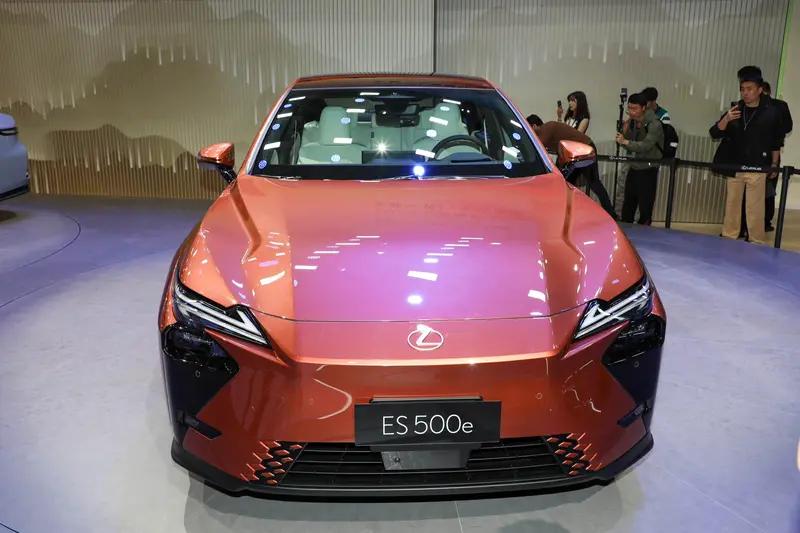 详细阅读:全新雷克萨斯ES将于4月上市 上海工厂下半年竣工 全新雷克萨斯ES将于4月上市 上海工厂下半年竣工