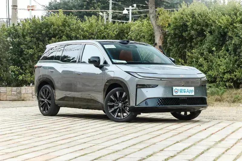 广汽丰田铂智3X推出限时购车政策 享1万元现金优惠