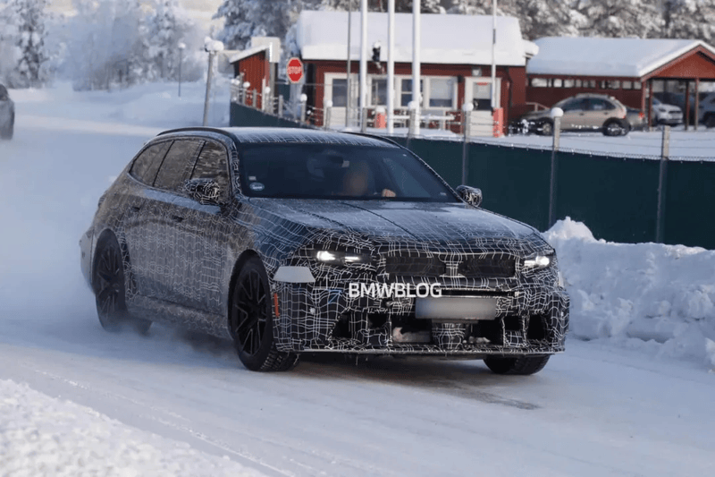 新款宝马M5旅行版谍照 外观升级