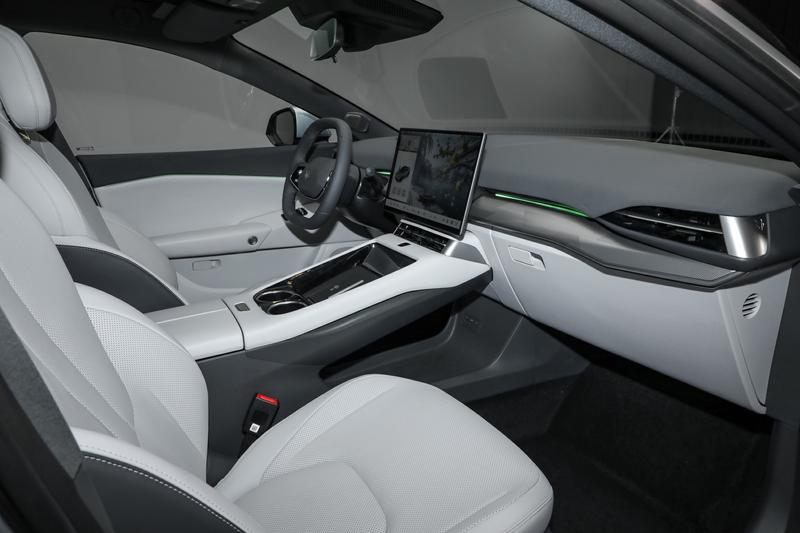 极狐全新阿尔法S5深度静态体验:15万级轿跑新选择