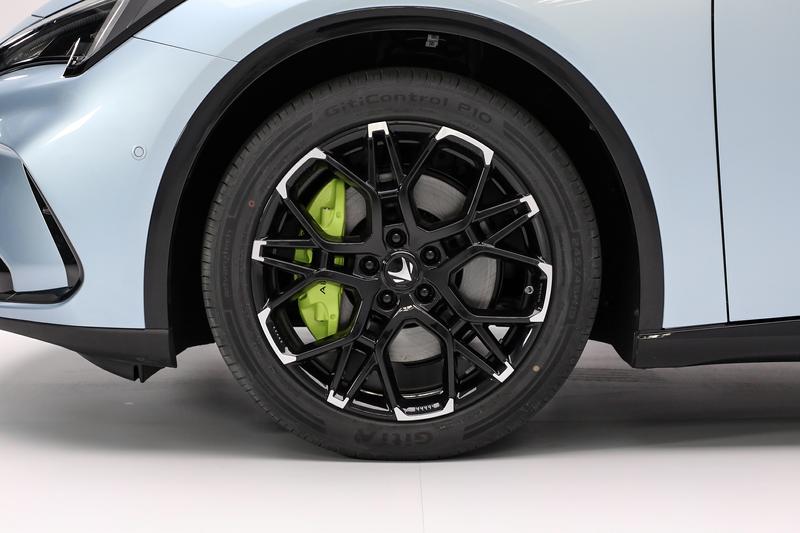 极狐全新阿尔法S5深度静态体验:15万级轿跑新选择