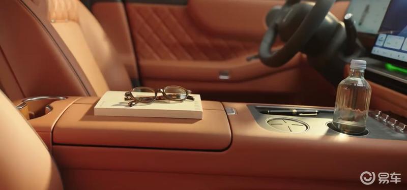 魏牌V9X实车亮相 归元S平台首款车型