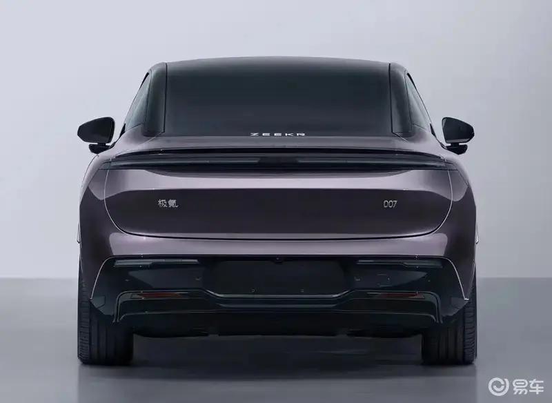 焕新极氪007/007GT将开启预售 同步推出极氪001五周年纪念版