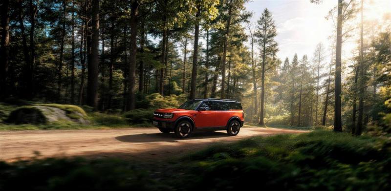 福特智趣烈马春日礼遇 购车即送一键升顶套装