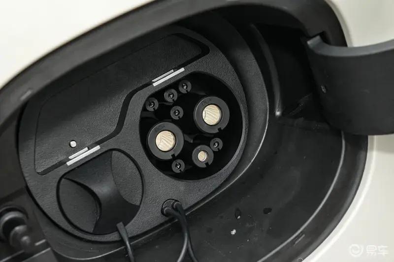 比亚迪宋Ultra EV上市首周累计订单量37216台 售15.19万元起