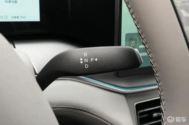 比亚迪宋Ultra EV上市首周累计订单量37216台 售15.19万元起