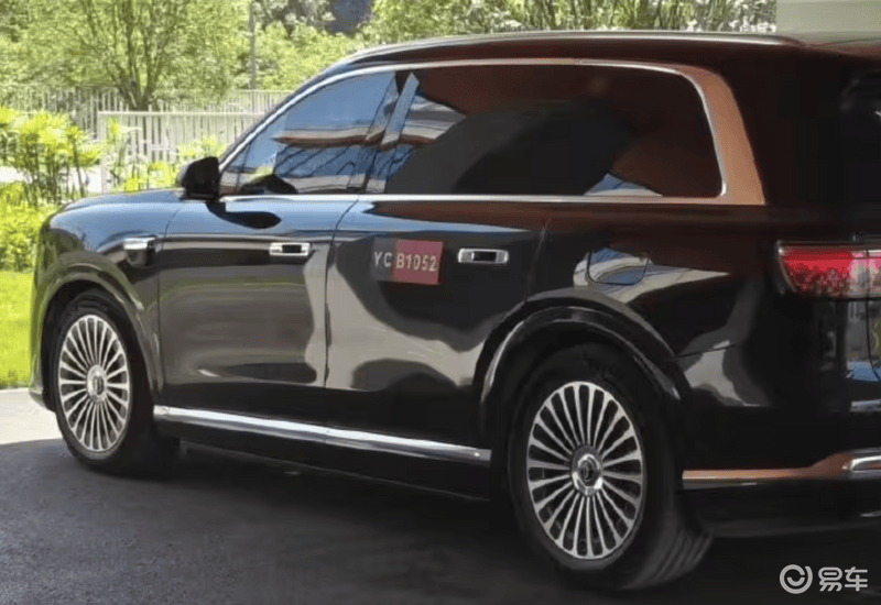 2026款问界M9无伪装实车曝光 搭载896线激光雷达