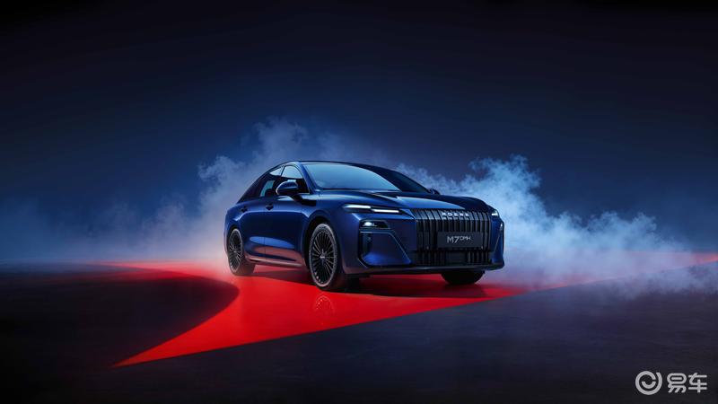 荣威M7黑马版官图发布 采用专属定制车漆