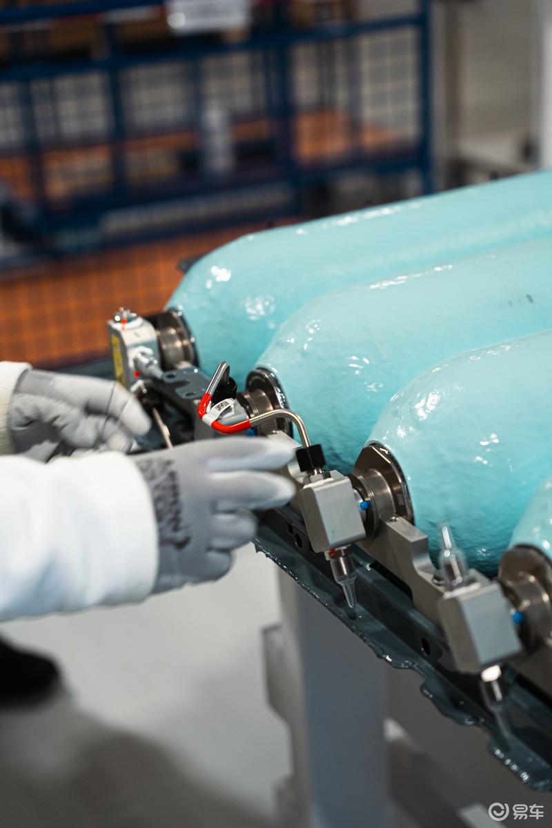 宝马发布氢能扁平化储存系统 将搭载全新一代BMW X5车型