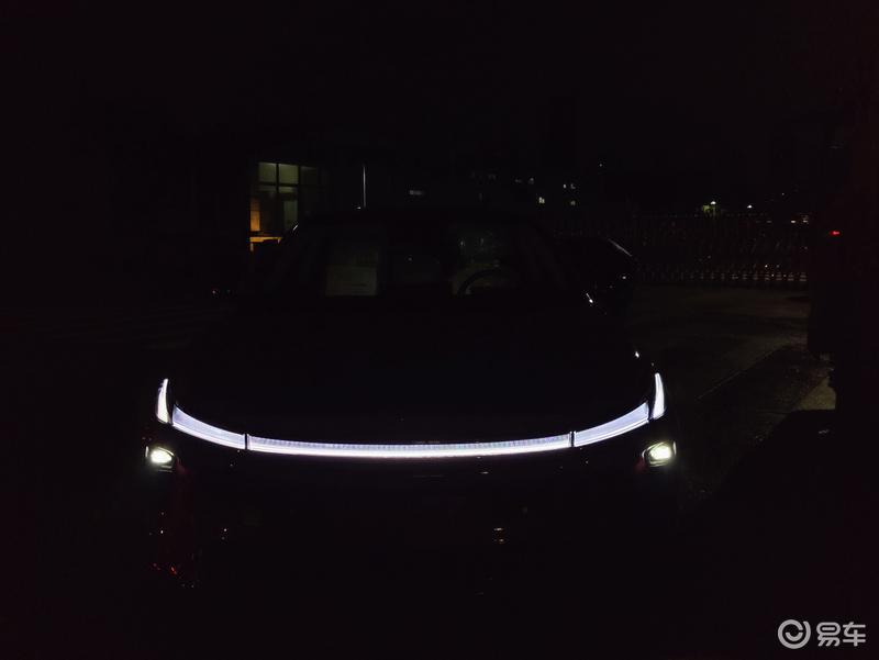 极狐S3预告图 将于北京车展正式发布