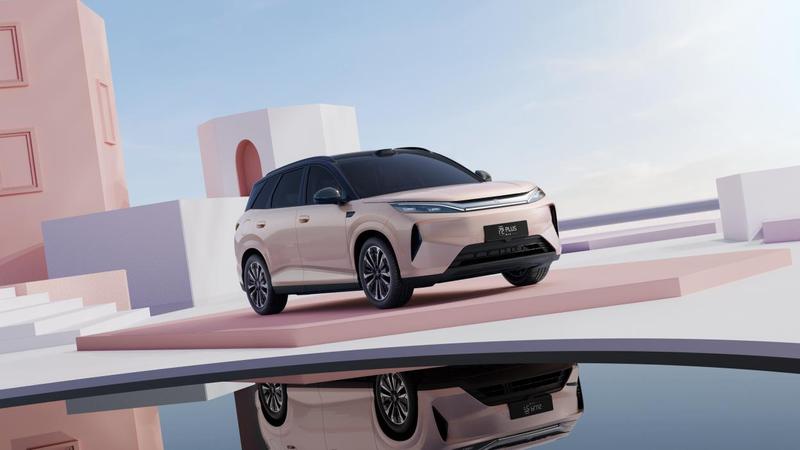 第三代元PLUS北京车展首发亮相 大空间！闪充快！长续航！